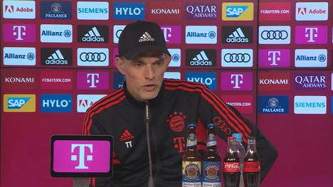 Thomas Tuchel spricht auf der Pressekonferenz über den Titelkampf gegen Borussia Dortmund.