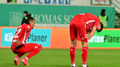 Der 1. FC Köln geht bei Greuther Fürth unglaublich verschwenderisch mit seinen Chancen um. Am Ende müssen sich die Geißböcke dann sogar noch bei ihrem Keeper bedanken, dass sie nicht ohne Zählbares wieder abreisen.