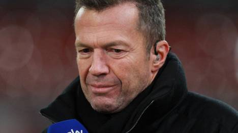 Lothar Matthäus kritisiert in seiner Kolumne den FC Bayern für seinen Umgang mit den Personalsorgen. Vorbildlich sei dagegen das Verhalten von Xabi Alonso.