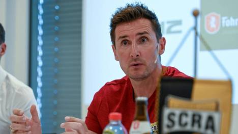 Seit kurzem ist Miroslav Klose Cheftrainer beim SCR Altach. Im Interview mit dem kicker hat er jetzt seine drei liebsten Mitspieler genannt. 