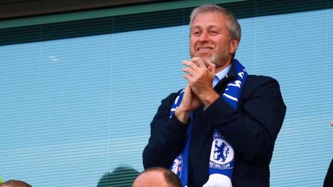 Der Verkauf vom FC Chelsea gerät ins Stocken. Das könnte für den Londoner Klub weitreichende Folgen haben.