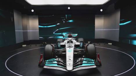 Schlägt Lewis Hamilton mit diesem Renner gegen Weltmeister Max Verstappen zurück? Mercedes hat seinen Boliden für die Saison 2022 präsentiert.