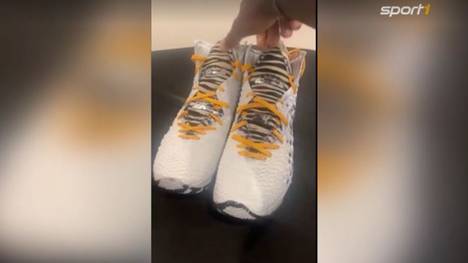 Aufgrund der Corona-Pandemie pausiert die NBA vorerst. Superstar LeBron James zeigt auf Instagram, welche Schuhe er unter normalen Umständen aktuell bei den Playoffs tragen würde.