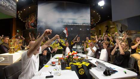 Borussia Dortmund erreicht das Finale der Champions League.  Der Jubel im Fan-Talk kennt nach dem Schlusspfiff keine Grenzen.