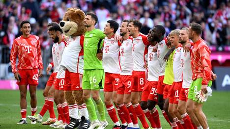 So viele Tore erzielte noch kein Team bis zum 11. Bundesliga-Spieltag. Hier gibt's die große Tore-Show mit allen 42 Treffern