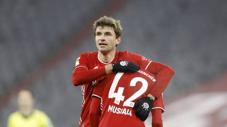 Jamal Musiala bekennt sich zum DFB und wird damit automatisch zum Konkurrenten von Thomas Müller. Klaut Musiala Müller den EM-Platz?