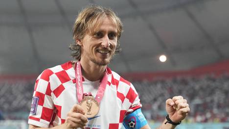 Luka Modrić ist der einzige Spieler, der in drei verschiedenen Jahrzehnten sowohl an der EM als auch an der FIFA Fußball-WM teilgenommen hat. Kann der Veteran im Sommer mit Kroatien um den Titel kämpfen?