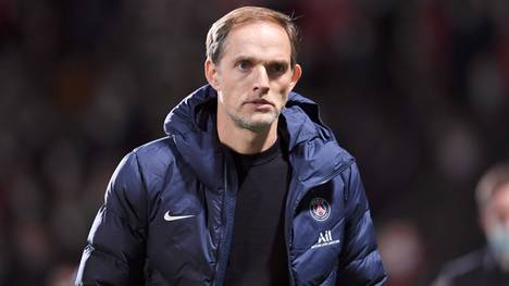 PSG-Trainer Christophe Galtier gelangt zunehmend unter Druck. Als möglicher Nachfolger soll auch Ex-Paris-Coach Thomas Tuchel in Frage kommen.