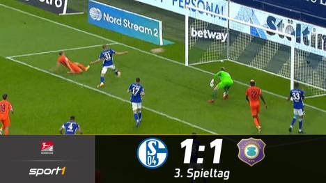 Der FC Schalke 04 hat das Spiel gegen Erzgebirge Aue lange im Griff, verpasst es allerdings für die Vorentscheidung zu sorgen. Am Ende entführt Aue doch noch einen Punkt aus Gelsenkirchen.