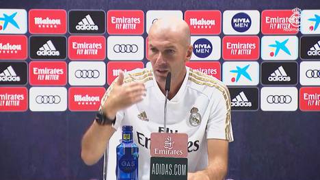 Nach dem Gewinn seiner zweiten Meisterschaft als Trainer von Real Madrid spricht Zinedine Zidane über seine Zukunftspläne. 