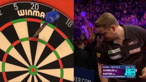 Bouncer gibt es im Darts häufiger zu sehen. Aber Martin Schindlers Wurfversuch wird sogar für ihn selbst gefährlich.