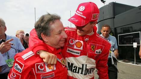 Jean Todt weicht seinem langjährigen Wegbegleiter Michael Schumacher nicht von der Seite! Dabei gab er ein berührendes Geständnis ab.