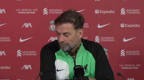 vIn dieser Saison konnte der FC Liverpool die defensiven Schwächen der vorherigen Spielzeit hinter sich lassen. Trainer Jürgen Klopp erklärt, woran es liegt, dass die Reds derzeit so Abwehrstark sind.