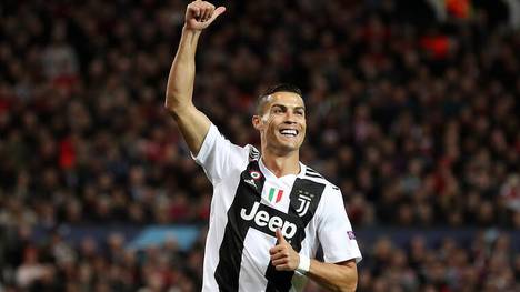 Superstar Cristiano Ronaldo soll einen Verbleib bei Juventus Turin planen. Demnach soll sich der 36-Jährige nach Ablauf der Saison mit den Klubverantwortlichen beraten - und Forderungen stellen.