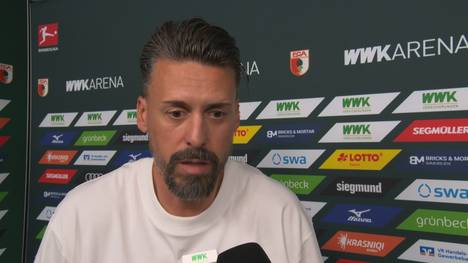 Sind es Aussagen wie diese, die zum vorzeitigen Aus von Sandro Wagner beigetragen haben? Nach der 2:3-Niederlage gegen Bayern lieferte sich der damalige Augsburg-Trainer einen Schlagabtausch mit einem SPORT1-Chefreporter.