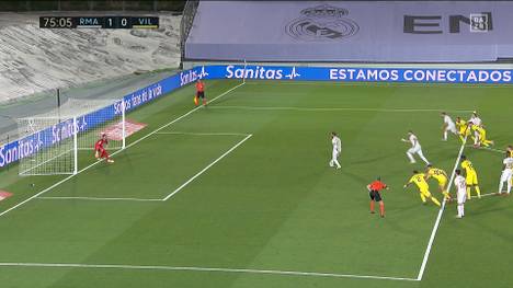 Real Madrid ist nach einer zweijährigen Durststrecke wieder spanischer Meister. Karim Benzema avanciert zum Matchwinner, ein Elfmeter sorgt für Aufregung.