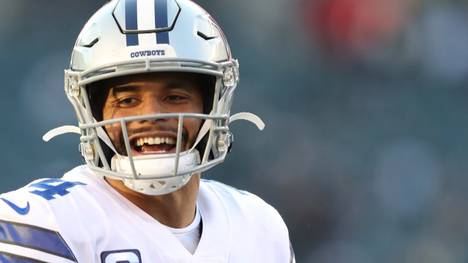Cowboys-Quarterback Dak Prescott hat seinen neuen Vertrag unterschrieben. Der 26-Jährige erhält kommende Saison satte 30,1 Millionen Dollar.