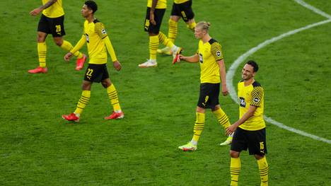 Der BVB steht aktuell für Torspektakel - aber auch für ein Abwehr die wenig sattelfest ist. Woran liegt das - und wie kann sich Borussia Dortmund defensiv verbessern?