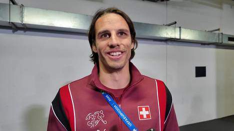 Yann Sommer zeigt sich nach dem 3:1 Auftaktsieg gegen Ungarn gut gelaunt und spricht über die vertraute Gegend Köln. 