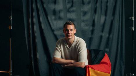 Manuel Neuer verkündet seinen Abschied aus der Nationalmannschaft. Der Bayern-Torwart äußert sich in einem Video-Statement zu seinem Rücktritt - und wendet sich dabei auch explizit an die deutschen Fans.