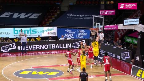 Die EWE Baskets Oldenburg stehen bei Finalturnier der easycredit BBl im Halbfinale. Die Niedersachsen kommen im Rückspiel gegen Bamberg nie in Probleme.