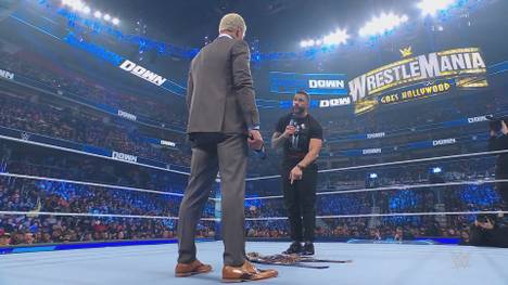 Bei Friday Night SmackDown inszeniert WWE die erste Konfrontation der WrestleMania-Gegner Roman Reigns und Cody Rhodes - und es geht gleich hoch her...