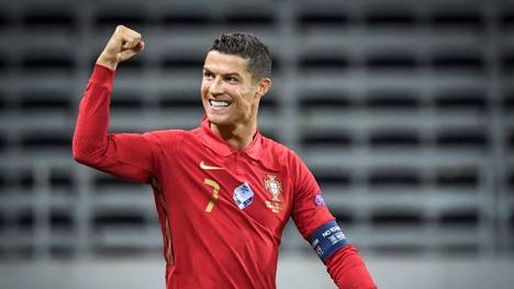 Cristiano Ronaldo ist 35 - und hat noch immer eine überragende Physis. Ryan Giggs traut dem Portugiesen zu, einen Meilenstein zu erreichen, den er selbst einst erreichte.