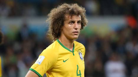 David Luiz ist das Gesicht von Brasiliens 7:1-Niederlage gegen Deutschland bei der WM 2014 und hat auch im "Finale Dahoam" gegen den FC Bayern München eine besondere Rolle gespielt. Was macht eigentlich David Luiz?