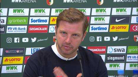 Der FC Augsburg gewinnt den Abstiegs-Krimi gegen Werder Bremen. Werder-Trainer Kohfeldt ist bedient - und kritisiert seinen eigenen Spieler öffentlich.