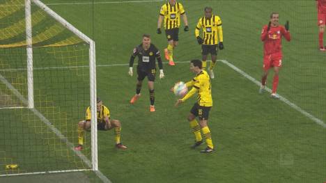 In einer intensiven Partie mit Torchancen auf beiden Seiten, setzte sich Borussia Dortmund am Freitagabend durch - auch dank eines Rekordtorschützen.