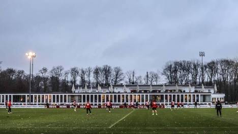 Der 1. FC Köln wird wohl das Geißbockheim im Grüngürtel verlassen und künftig seinen Hauptsitz nach Marsdorf im Westen der Domstadt verlegen. Dies berichten übereinstimmend verschiedene Medien.