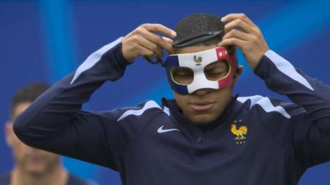 Die Niederlande trifft im zweiten Gruppenspiel der EM 2024 auf Frankreich. Bei den Franzosen hofft man vor allem auf ein schnelles Comeback von Maskenmann Kylian Mbappé.