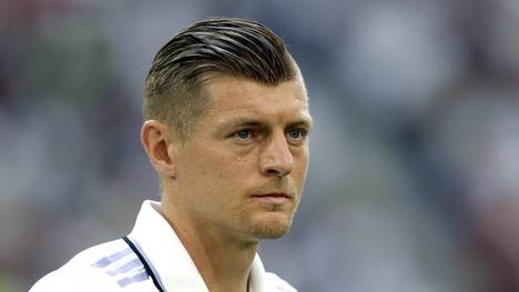 Toni Kroos hält trotz der Krise der deutschen Nationalmannschaft eine Wende unter Bundestrainer Hansi Flick für möglich.