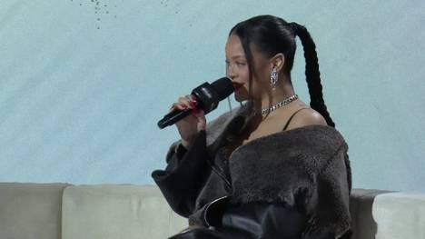 Rihanna sprach über ihren ersten Auftritt seit sieben Jahren. Beim Super Bowl wird die Musikerin die Halbzeitshow am Sonntag gestalten.
