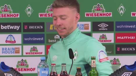 Alle Fragen drehten sich bei der Pressekonferenz rund um die Thematik algerische Nationalmannschaft. Mitchell Weiser kam dabei das Duell mit seinem Ex-Klub Leverkusen zu kurz.