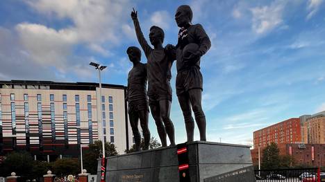In England ist die Trauer nach dem Tod von Sir Bobby Charlton groß. Die Fußball-Fans verraten, was einen ihrer größten Spieler auszeichnete - und wie er ihnen in Erinnerung bleiben wird.