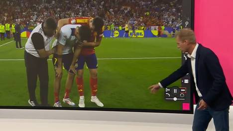 Spanien bejubelt den Final-Einzug bei der UEFA EURO 2024. Doch die Feierlichkeiten werden getrübt von einem Flitzer, der Alvaro Morata abräumt.