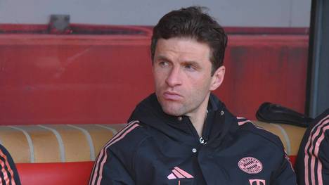 Die Verträge von Thomas Müller und Leroy Sané würden momentan inmitten der Klub-WM auslaufen. Bayerns Vorstandsvorsitzender Jan-Christian Dreesen erklärt die besondere Situation.