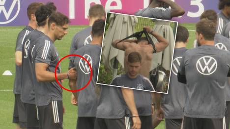 Leon Goretzka ist nach Verletzungspause endlich zum DFB-Team gestoßen und lässt gleich die Muskeln spielen. Auch der Bizeps eines Youngster wird gleich abgecheckt.