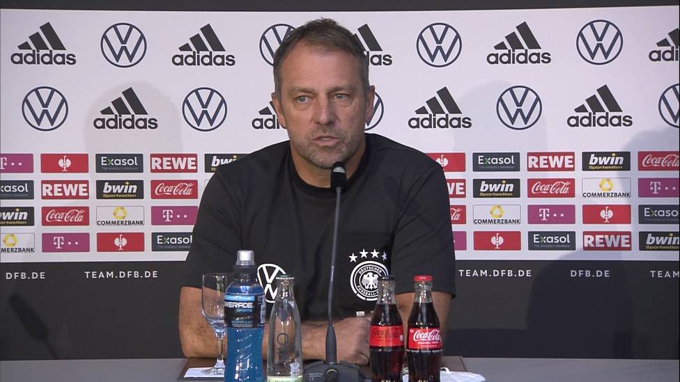 Im September reiste Reus angeschlagen vorzeitig vom DFB-Team ab - das kritisierte Hasan Salihamidzic. Nun reagiert Bundestrainer Hansi Flick auf die Kritik des Bayern-Sportvorstandes.