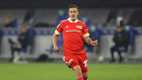 Max Kruse lässt die Kritik von Wout Weghorst am Stil von Union Berlin nicht auf sich sitzen - und stichelt gegen den Wolfsburg-Stürmer.