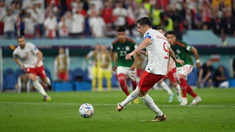 Robert Lewandowski hat seinen ersten WM-Treffer für Polen verpasst. Auch dank des vergebenen Elfmeters verpasste sein Land den möglichen Auftaktsieg gegen Mexiko.