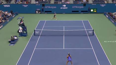 Iga Swiatek kassiert als Nummer 1 der Weltrangliste im Viertelfinale der US Open eine ebenso überraschende wie deutliche Niederlage - was auch an einer überragend aufspielenden Jessica Pegula liegt.