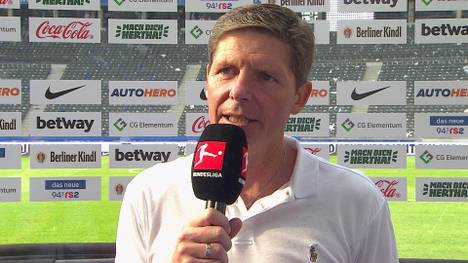 Frankfurt-Trainer Oliver Glasner wird nach dem Spiel gegen die Hertha mehr als deutich. Fehler sieht er neben seiner Abwehr auch beim Schiedsrichter Frank Willenborg.