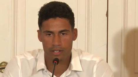 Raphaël Varane hat Man United ablösefrei verlassen und sich dem italienischen Erstligisten Como 1907 angeschlossen. Der Innenverteidiger spricht darüber, wie ihm das hohe Spieltempo in der PL helfen kann.