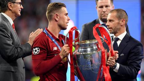UEFA-Präsident Aleksander Ceferin hat sich für den FC Liverpool als englischen Meister ausgesprochen.