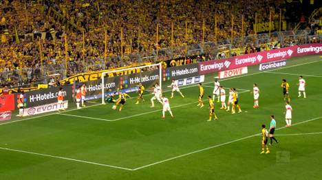 Dortmund-Verteidiger Nico Schlotterbeck hat im Topspiel gegen den VfB das 1:1 auf dem Fuß. Doch dann passiert das Unerklärliche.