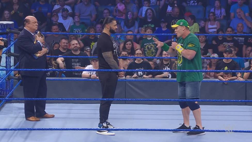 Vor ihrem Duell beim WWE SummerSlam lieferten sich Roman Reigns und John Cena bei SmackDown eine giftige verbale Konfrontation - mit der einen oder anderen auffälligen Anspielung...