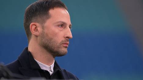 RB Leipzig entwickelte sich unter Domenico Tedesco wieder zum Spitzenteam. SPORT1 zeigt die Gründe, warum Tedesco der X-Faktor in Leipzig ist.