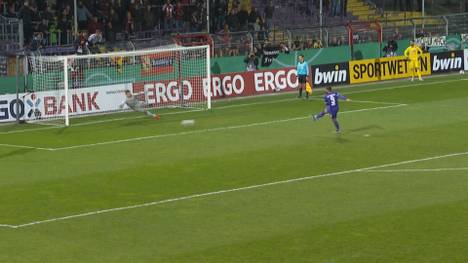 Der SC Freiburg schafft beim VfL Osnabrück erst im Elfmeterschießen den Sprung ins Achtelfinale. Alle Tore und Highlights im Video.